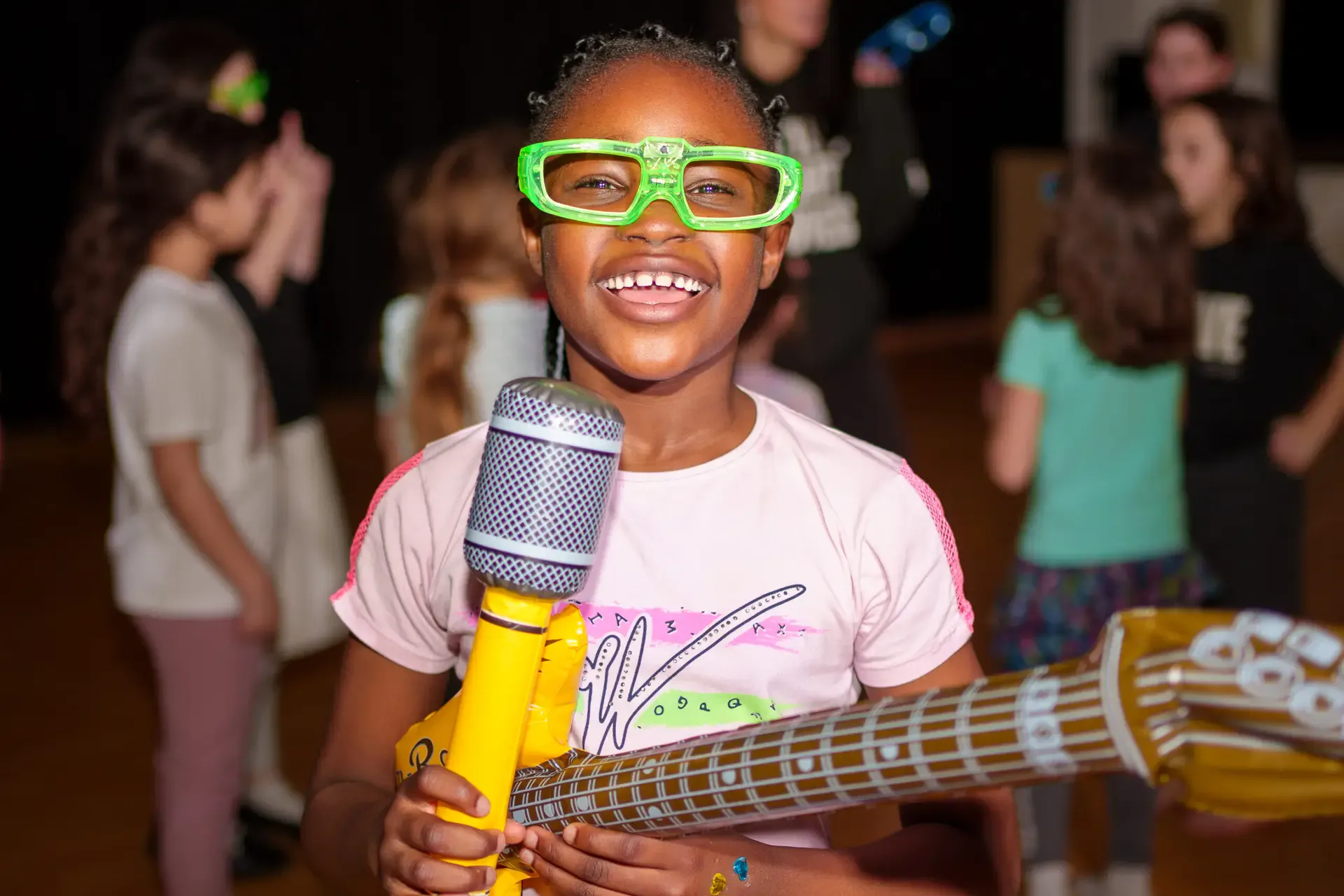 Children dancing at MOUVE holiday camp